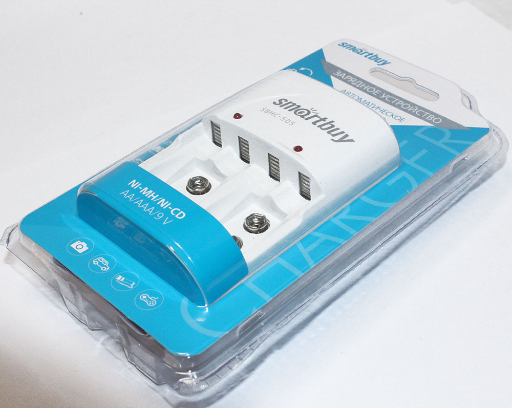 Зарядное устройство Smartbuy 505 для Ni-Mh/Ni-Cd (4 x AA/AAA, 2 х 6F22)
